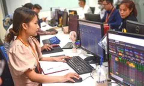 Soi danh sách cổ phiếu 'nóng', có mã tăng hơn 200%/tháng giữa 'tâm bão'