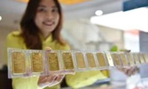 Giá vàng lên xuống chóng mặt